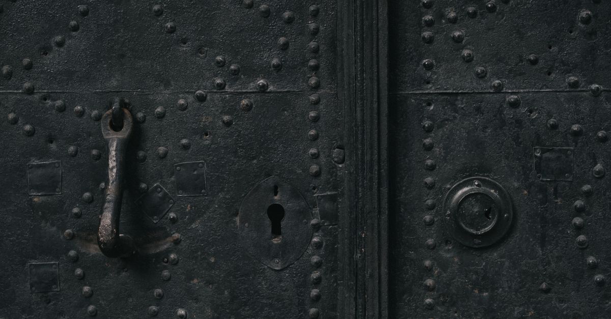 door security hardware — Bushwick NY Locksmith